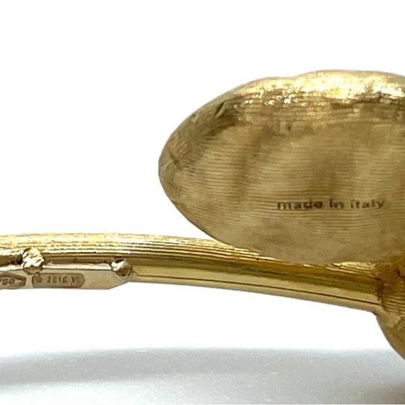 Stunning Marco Bicego 'Africa' Diamond 18K Gold Flexible Bangle - Picture 6 of 11